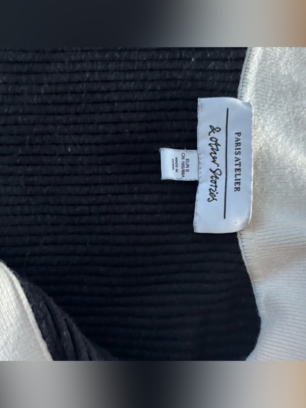 & Other Stories Black Top with White Collar - Picture 2 of 3